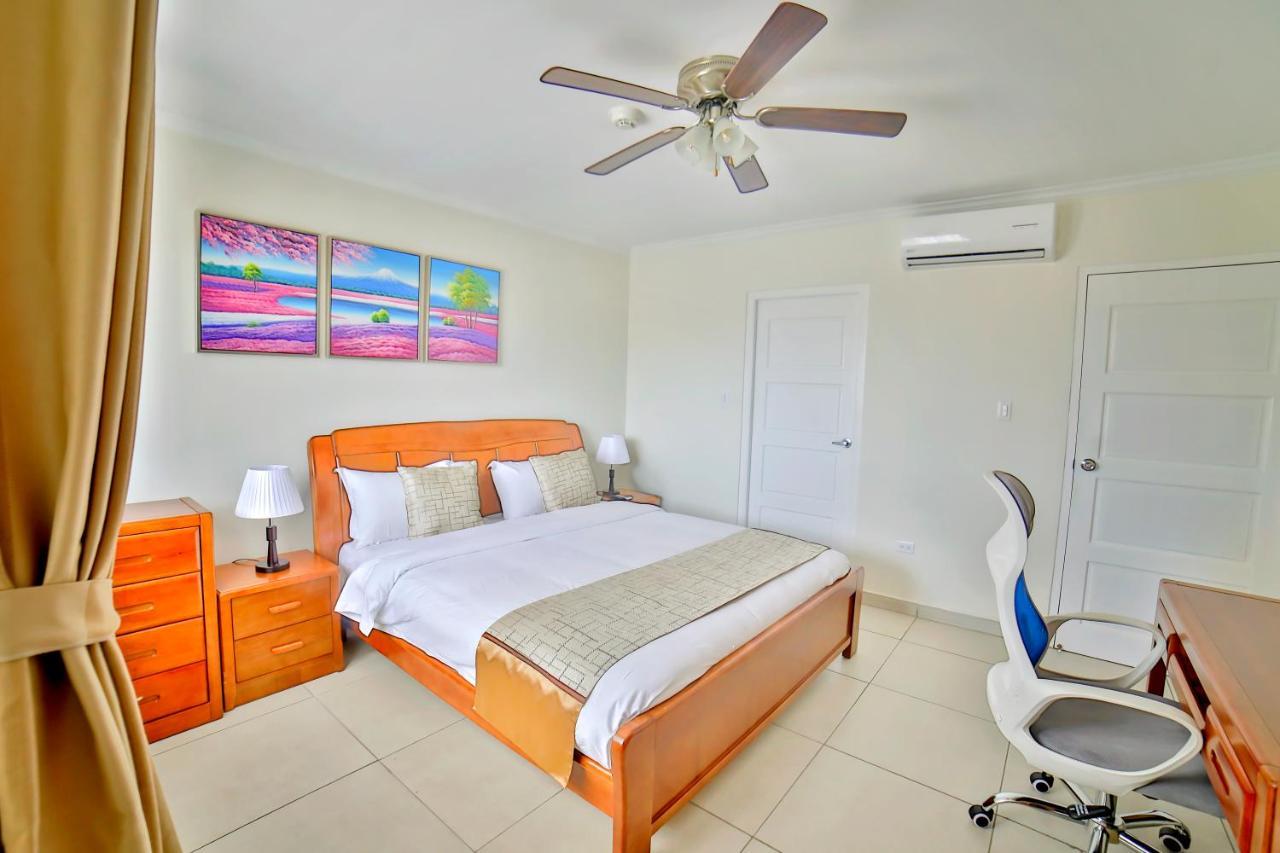 Pearl Aruba Condos Palm Beach Bagian luar foto
