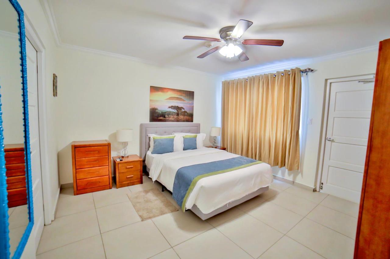 Pearl Aruba Condos Palm Beach Bagian luar foto